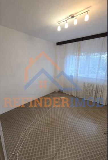 Apartament cu 2 camere decomandat în Rahova