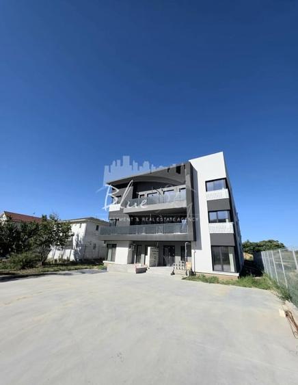 Apartament cu 2 camere decomandat în Mamaia-Sat