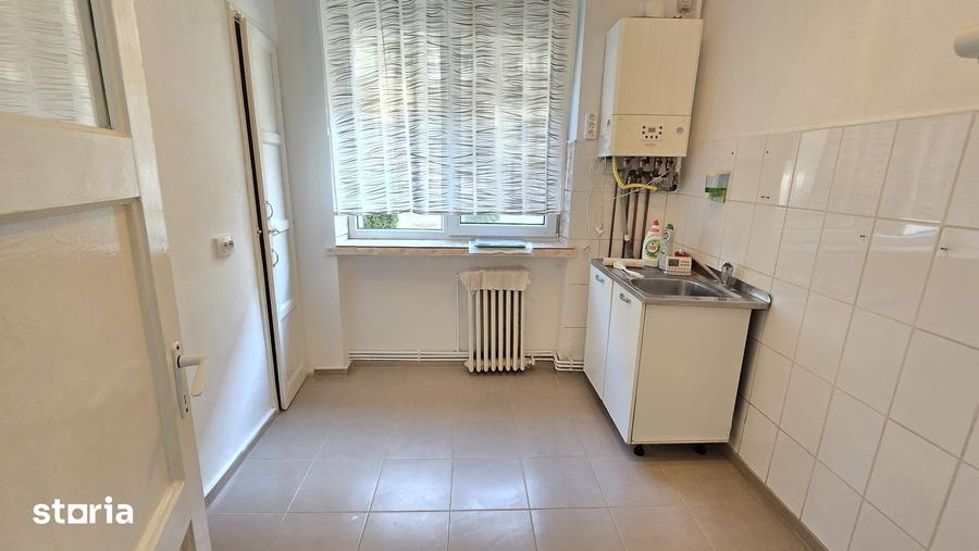 Apartament cu 2 camere semidecomandat în Central