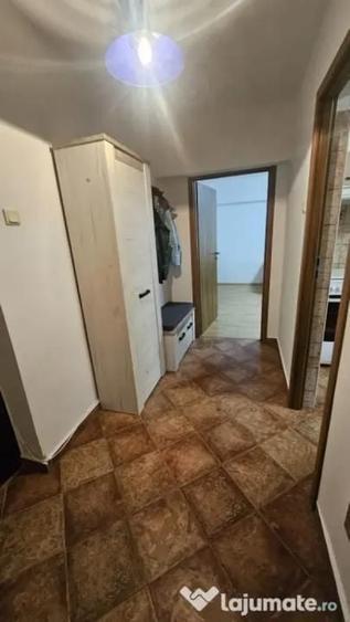 Apartament cu 2 camere | Decomandat | Piata Victoriei - 3