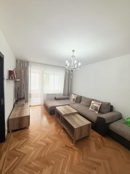 Apartament cu 2 camere decomandat în Exterior Vest