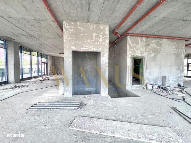 Spațiu comercial, de 430 mp, în Florești