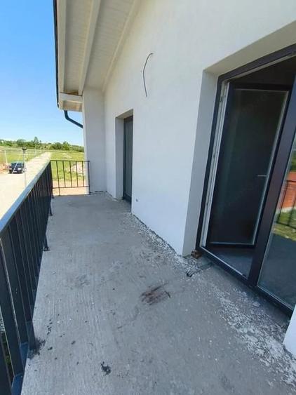 Casa tip duplex - 12