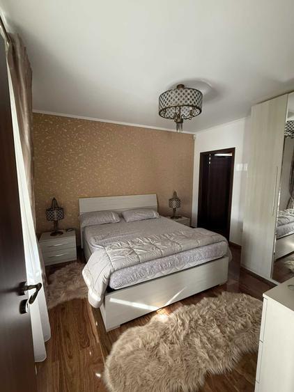 Casă cu 3 camere în Giroc