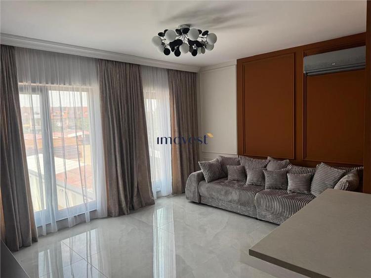 Apartament cu 2 camere decomandat în 14 Mai