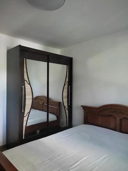 Apartament cu 3 camere decomandat în Nicolina