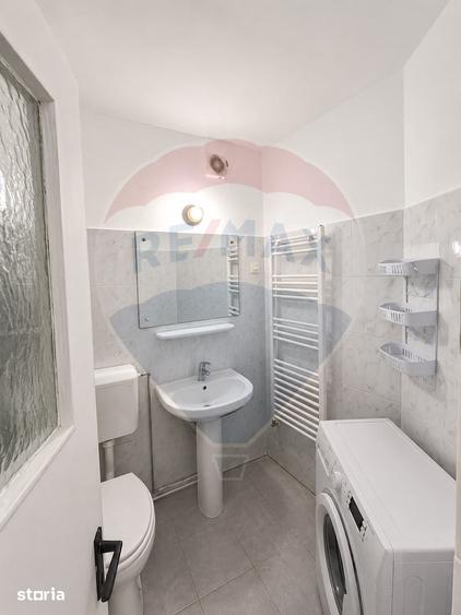 Apartament cu 3 camere decomandat, mobilat în Capitol