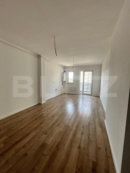 Apartament 3 camere, etaj 6 cu lift, bloc nou - 1