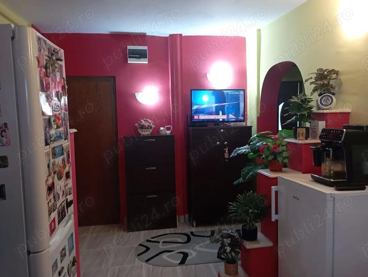 Apartament cu 2 camere decomandat în Horea