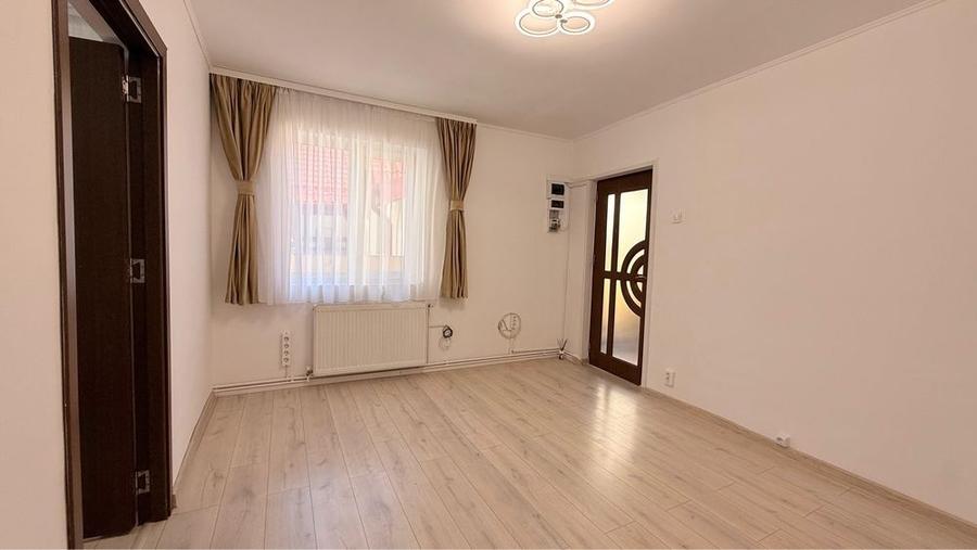 Apartament cu 2 camere semidecomandat în Vitan