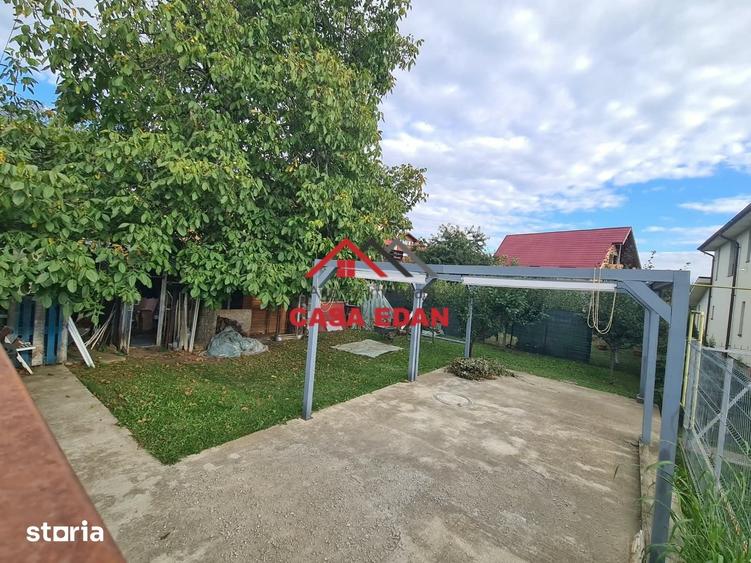 Teren de 571 mp, în Cornu