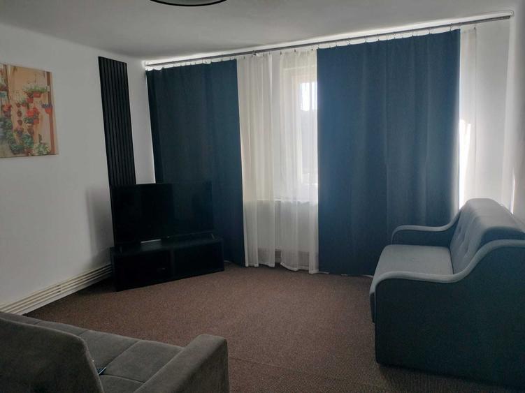 Garsonieră decomandată în Central
