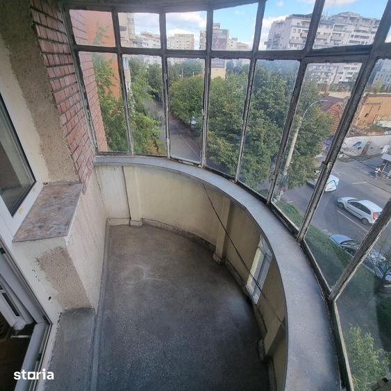Apartament cu 3 camere semidecomandat în Mărăști