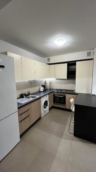 Apartament cu 2 camere semidecomandat, mobilat în Grozăvești