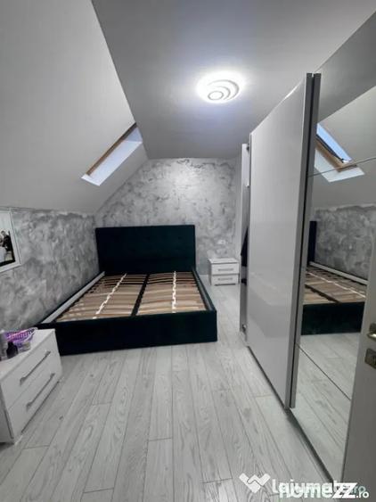 Casă cu 7 camere cu Teren 400 Mp în Central