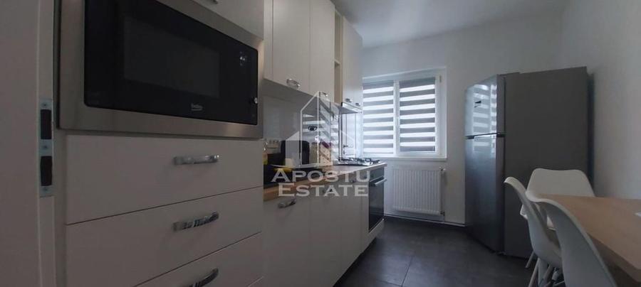 Apartament cu 3 camere decomandat în Micălaca