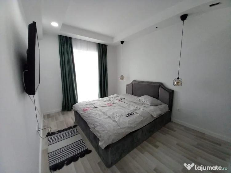 Apartament cu 2 camere semidecomandat în Ștefăneștii de Jos