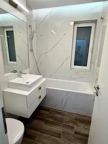 Apartament cu 2 camere semidecomandat în Buziașului