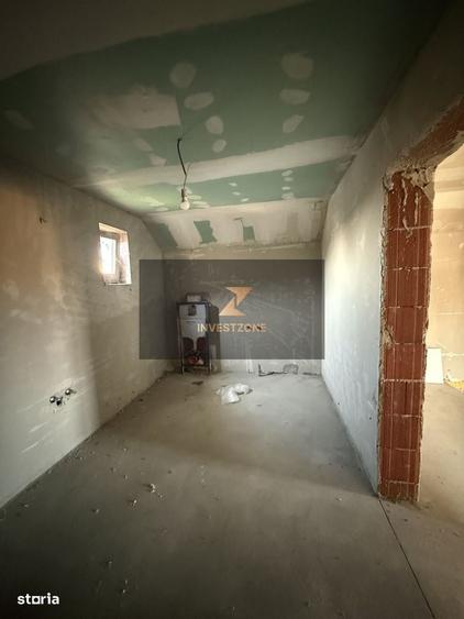 Casă cu 4 camere în Rontău