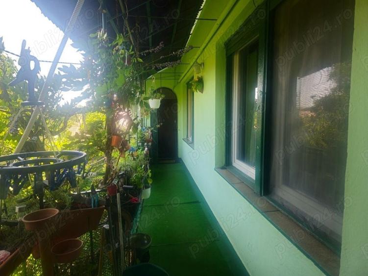 Apartament cu 4 camere în P-ța Maria