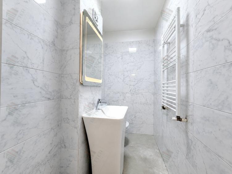 Apartament cu 3 camere decomandat în Central