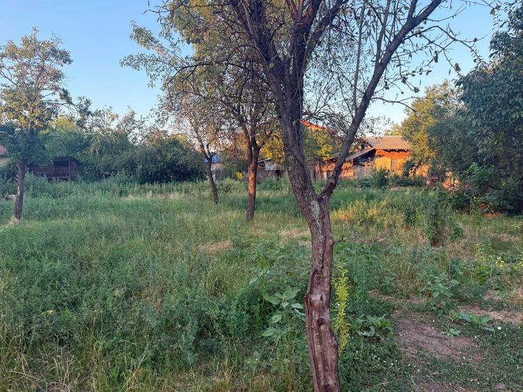 Casă cu 4 camere în Fântânele