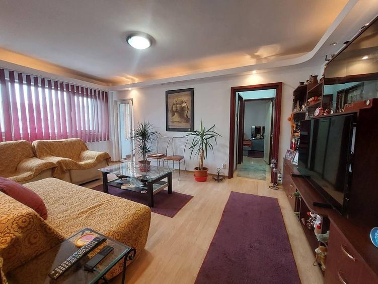 Apartament cu 2 camere semidecomandat, mobilat în Colentina