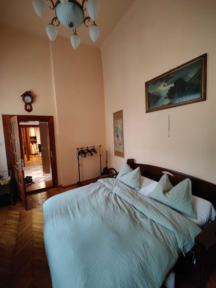 Apartament cu 2 camere decomandat în Ultracentral