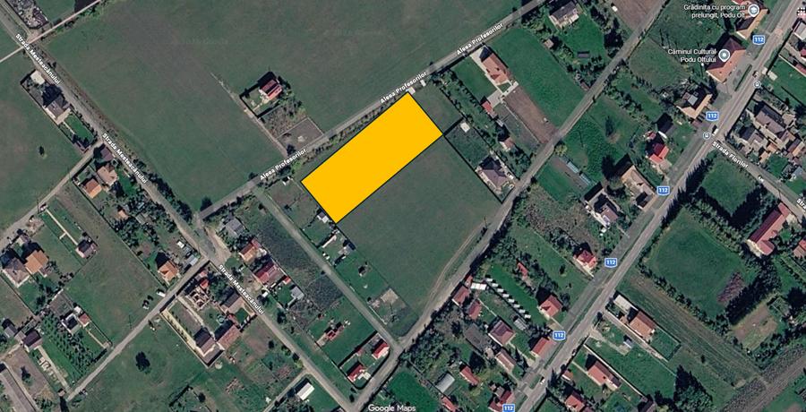 Teren Construcții intravilan de 3800 mp, în Podu Oltului