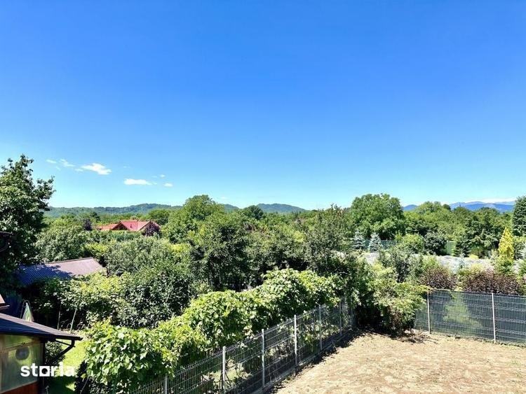 Casă cu 6 camere cu Teren 783 Mp în Cornu