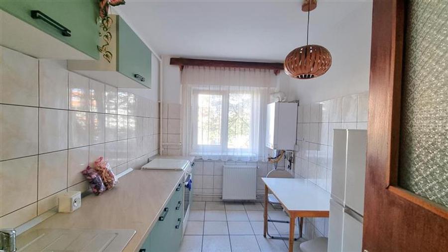 Apartament cu 2 camere decomandat în Centrul Civic