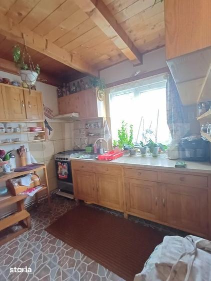 Casă cu 5 camere cu Teren 2800 Mp în Moldovenești