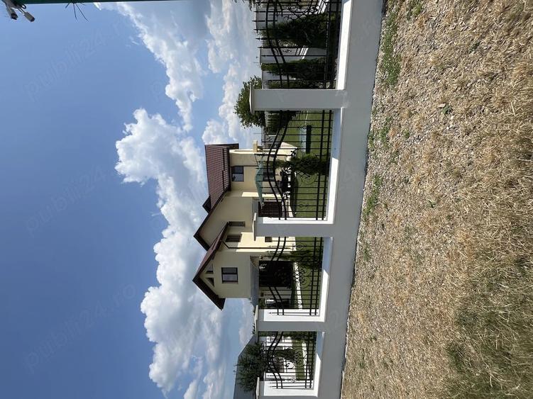 Casă cu Teren 600 Mp în Central
