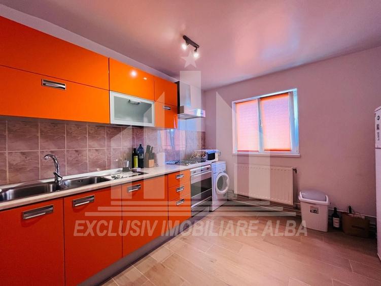 Apartament cu 2 camere semidecomandat, mobilat în Cetate — fotografia 3