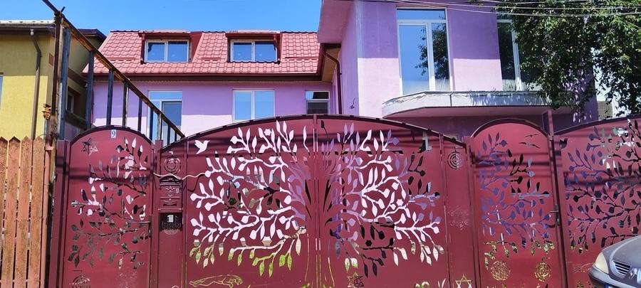 Casă cu Teren 160 Mp în Fundeni