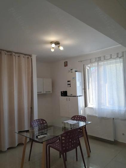 Apartament cu 2 camere decomandat în Anda
