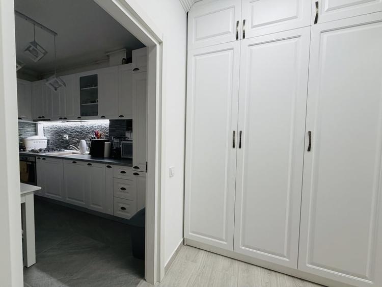 Apartament cu 2 camere decomandat în Păcii