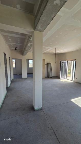 Casă cu 3 camere în Viile Satu Mare