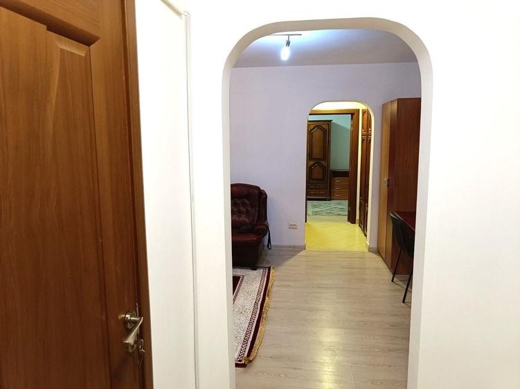 Apartament cu 2 camere semidecomandat, mobilat în Iancului