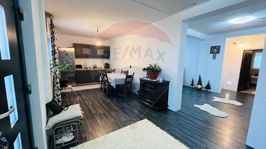 Casă cu 4 camere cu Teren 538 Mp în Fughiu