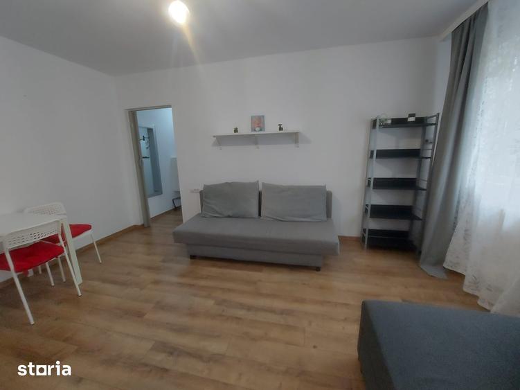 Apartament cu 2 camere în Micro 5