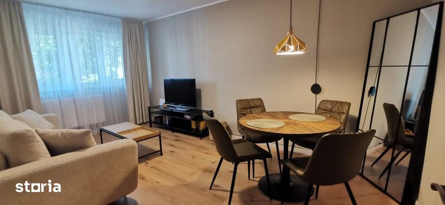 Apartament cu 3 camere în Gruia