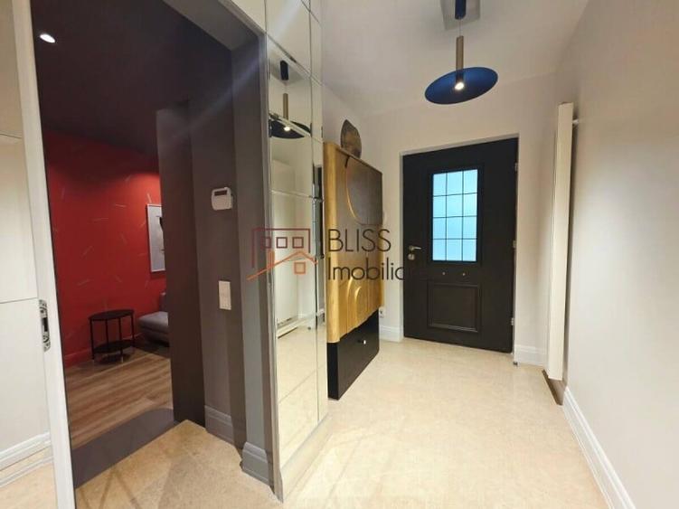 Casă cu 5 camere cu Teren 453 Mp în Pipera