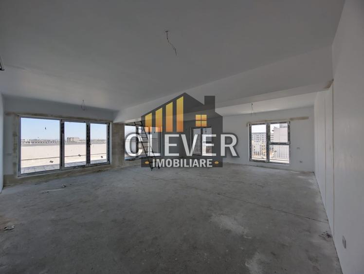 Penthouse cu 4 camere decomandat în Theodor Pallady