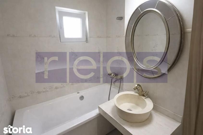 Apartament cu 4 camere decomandat, mobilat în Tei