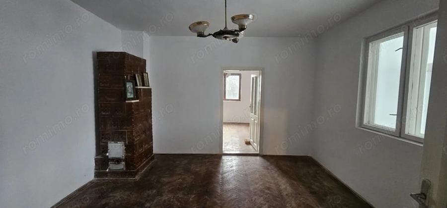 Casă cu Teren 553 Mp în Central