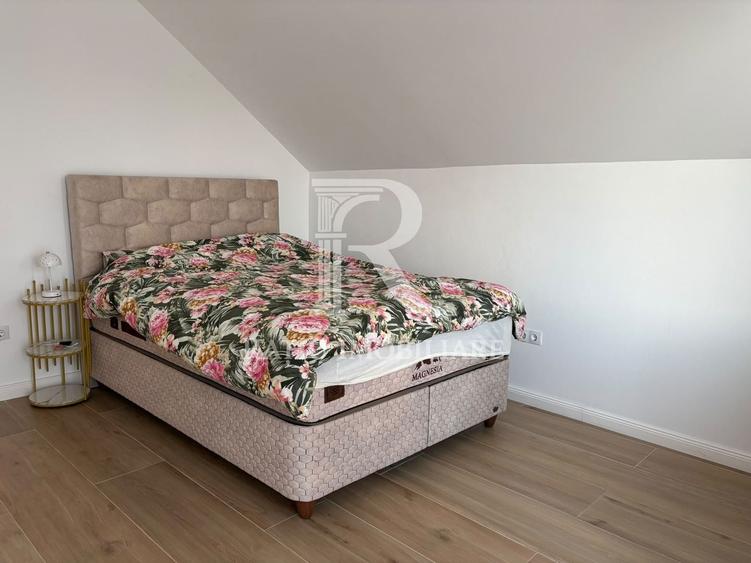 Duplex cu 6 camere cu Canalizare în Nord-Est