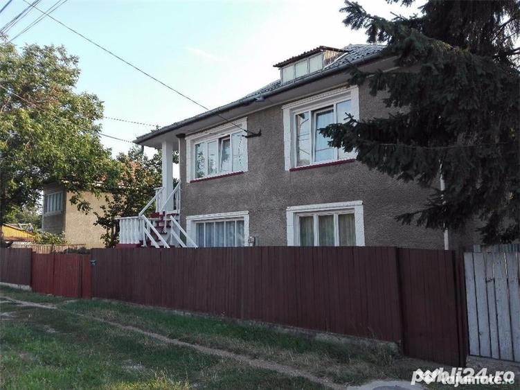 Casă cu 6 camere cu Teren 1000 Mp în Dumbrava