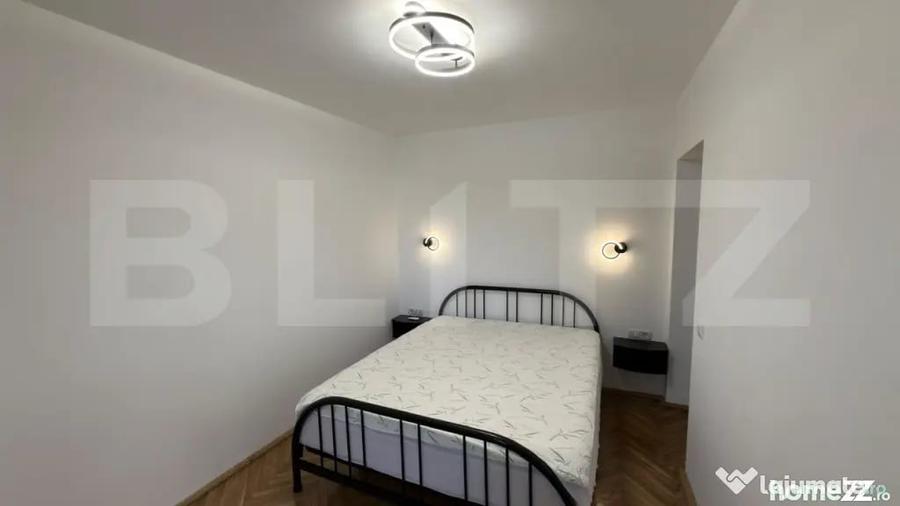 Apartament cu 4 camere decomandat în Central