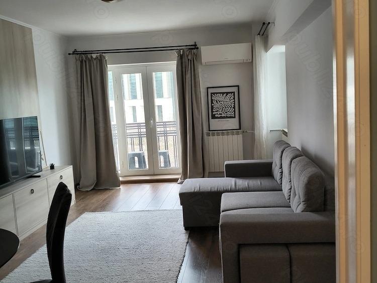 Apartament cu 2 camere decomandat, mobilat în Splaiul Unirii